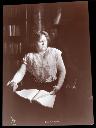 Miss Alice Kauser, 1910 by Byron Company